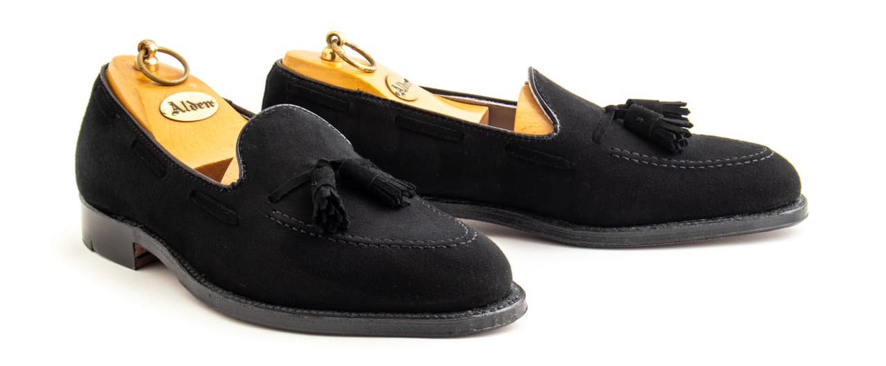 Alden Tassel Loafer – Black Suede